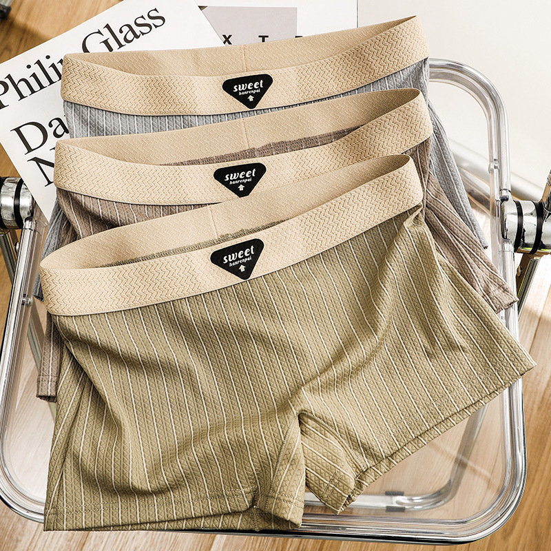 Moterų kvėpaujančios bokserinės kelnaitės, vidutinio juosmens, Ice Silk audinys, pagrindinis nailonas 90–95%