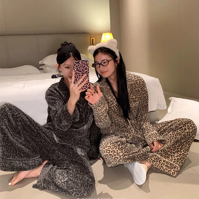 Ženski pidžama set s leopard uzorkom, kardigan s ovratnikom, debeli materijal, udoban kroj, za parove