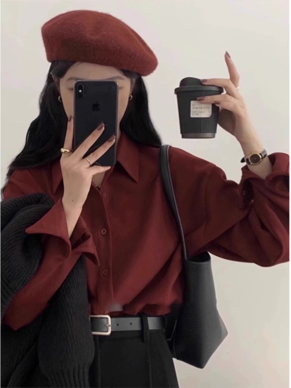 Ženska satenska bluza s dugim rukavima u burgundijskoj boji, jesensko-zimski retro Hongkong stil, slojevito gornje