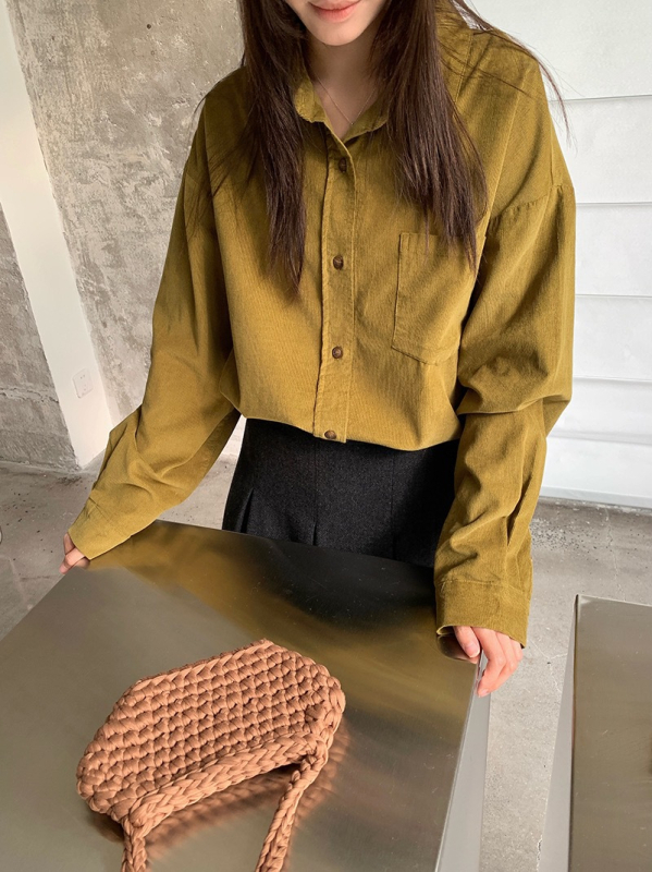Pamut corduroy ing, egyszínű, laza szabás, hosszú ujjú, gallér, egy sor gombbal záródik