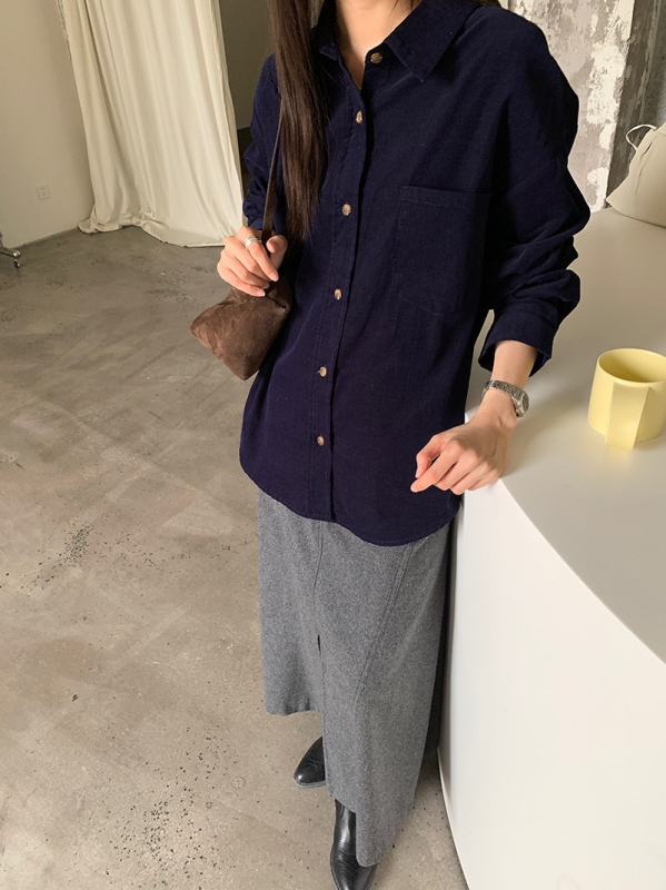 Pamut corduroy ing, egyszínű, laza szabás, hosszú ujjú, gallér, egy sor gombbal záródik