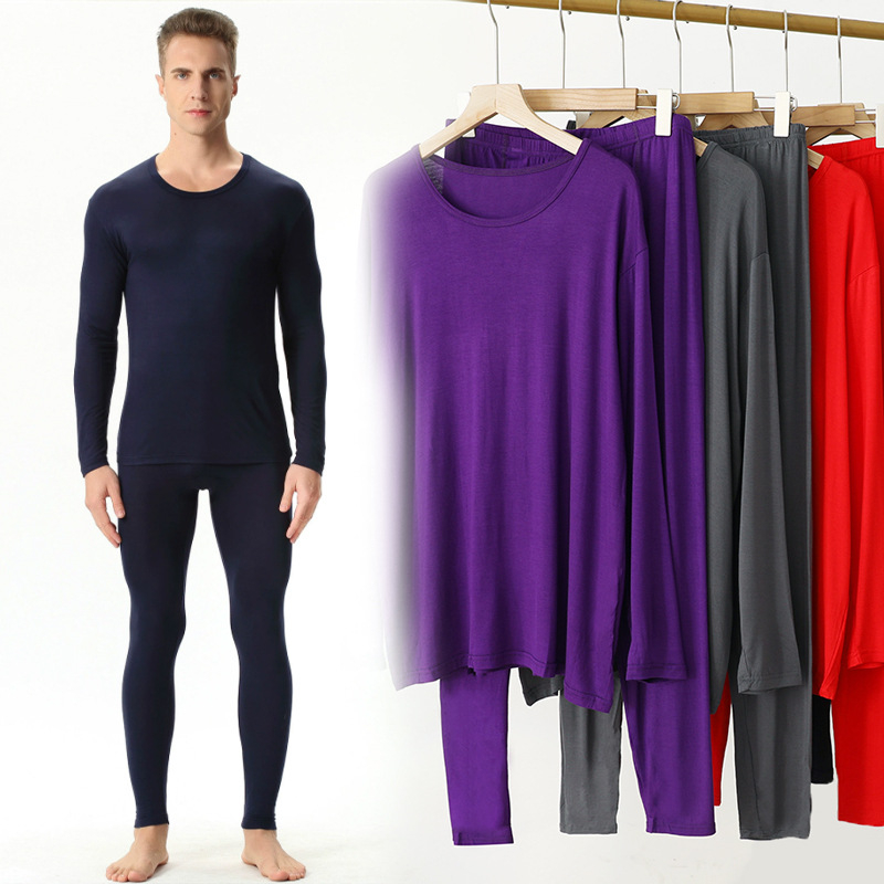 Set de pijamale din modal pentru bărbați: bluza cu mânecă lungă și pantaloni; tricot subțire, 80–90% modal, 181–200 g/m², pentru toate anotimpurile