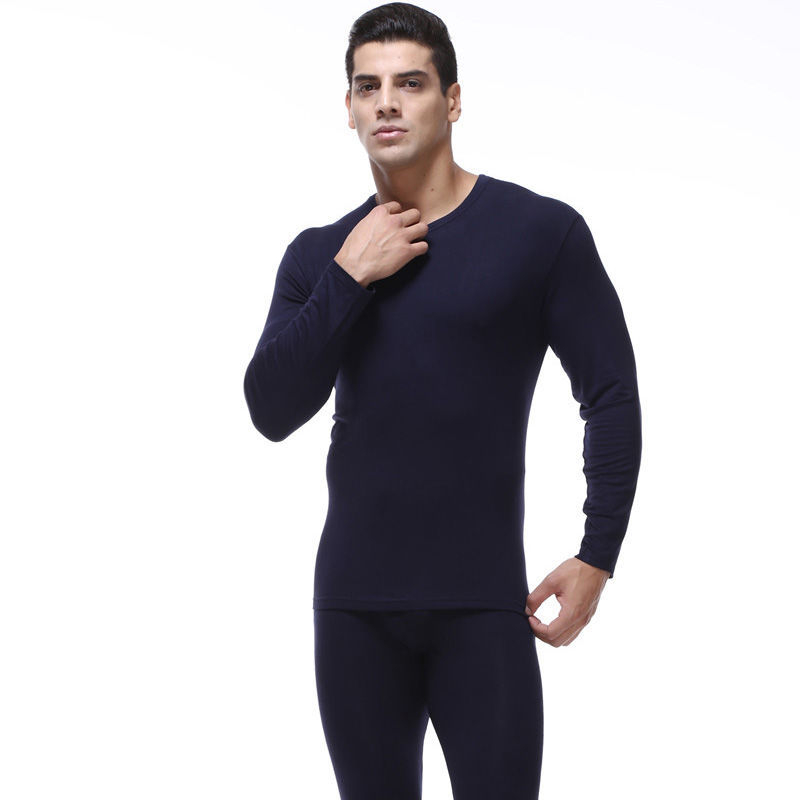 Set de pijamale din modal pentru bărbați: bluza cu mânecă lungă și pantaloni; tricot subțire, 80–90% modal, 181–200 g/m², pentru toate anotimpurile