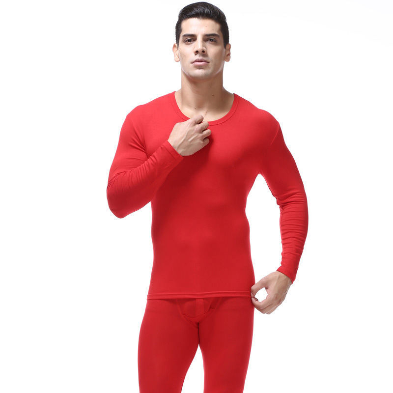 Set de pijamale din modal pentru bărbați: bluza cu mânecă lungă și pantaloni; tricot subțire, 80–90% modal, 181–200 g/m², pentru toate anotimpurile