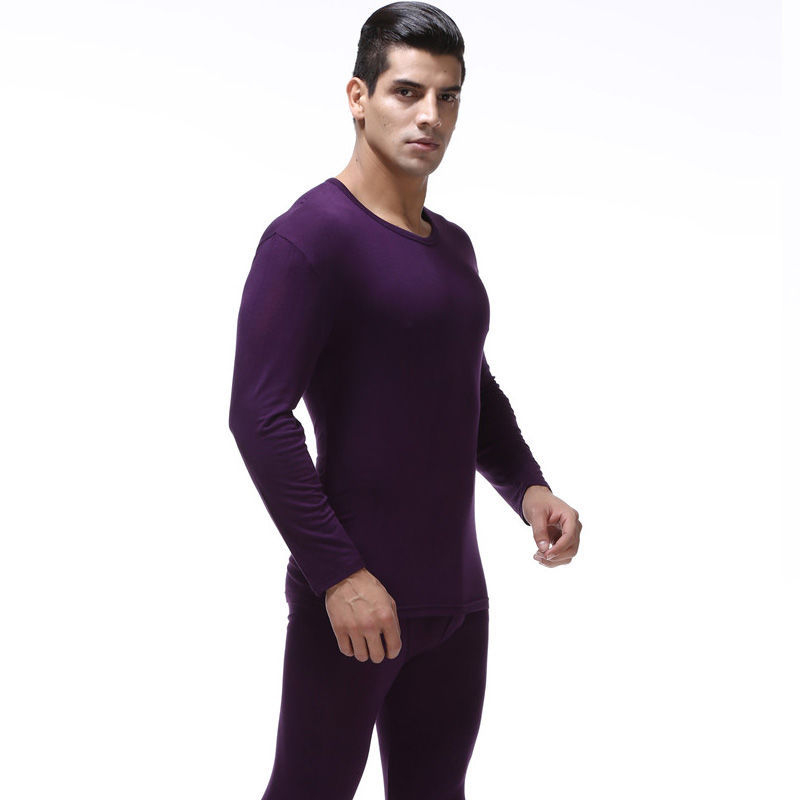 Set de pijamale din modal pentru bărbați: bluza cu mânecă lungă și pantaloni; tricot subțire, 80–90% modal, 181–200 g/m², pentru toate anotimpurile