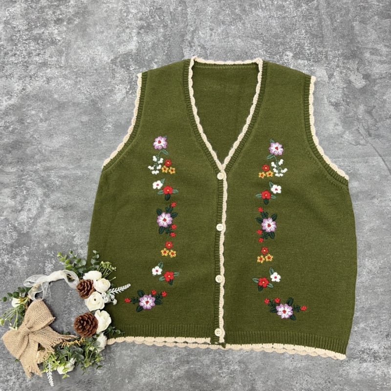 Mori stiliaus mezginė liemenė su gėlių siuvinėjimu, V formos kaklas, 50–65 cm ilgis