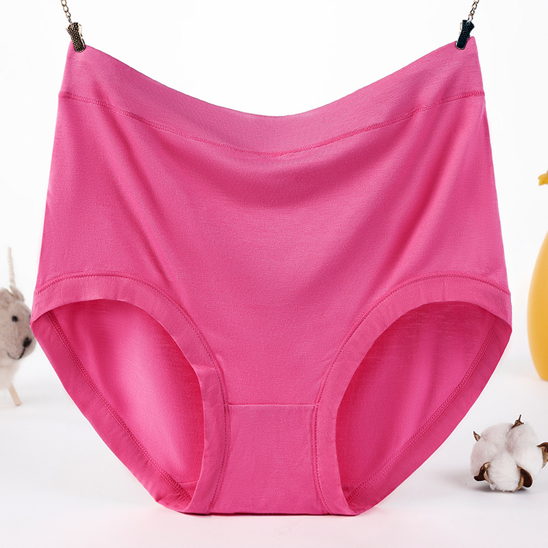 Ženske gaćice visokog struka od modalnog materijala, prozračne, s podizanjem bokova i oblikovanjem abdomena, jednobojne, veličina plus