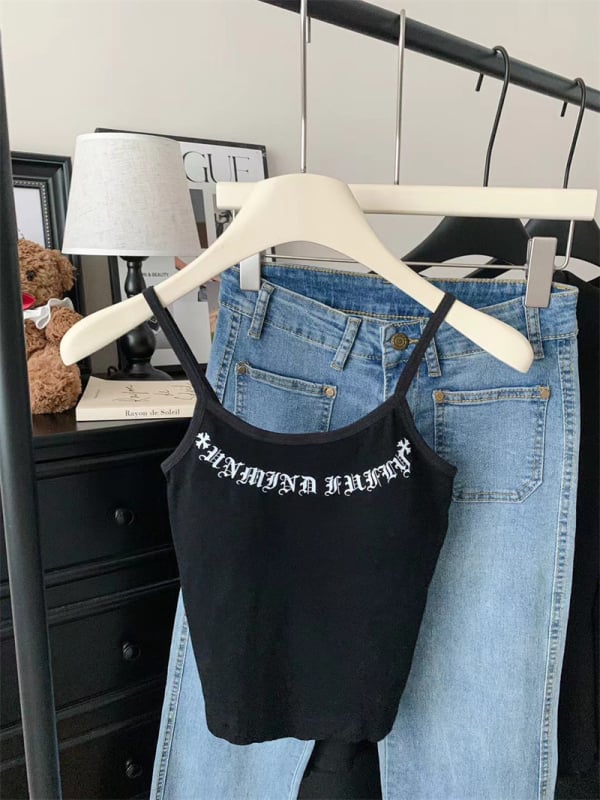 Camisole top u sling stilu, uskog kroja, 80-90% najlona, mikroelastičan, naramenice nisu odvojive