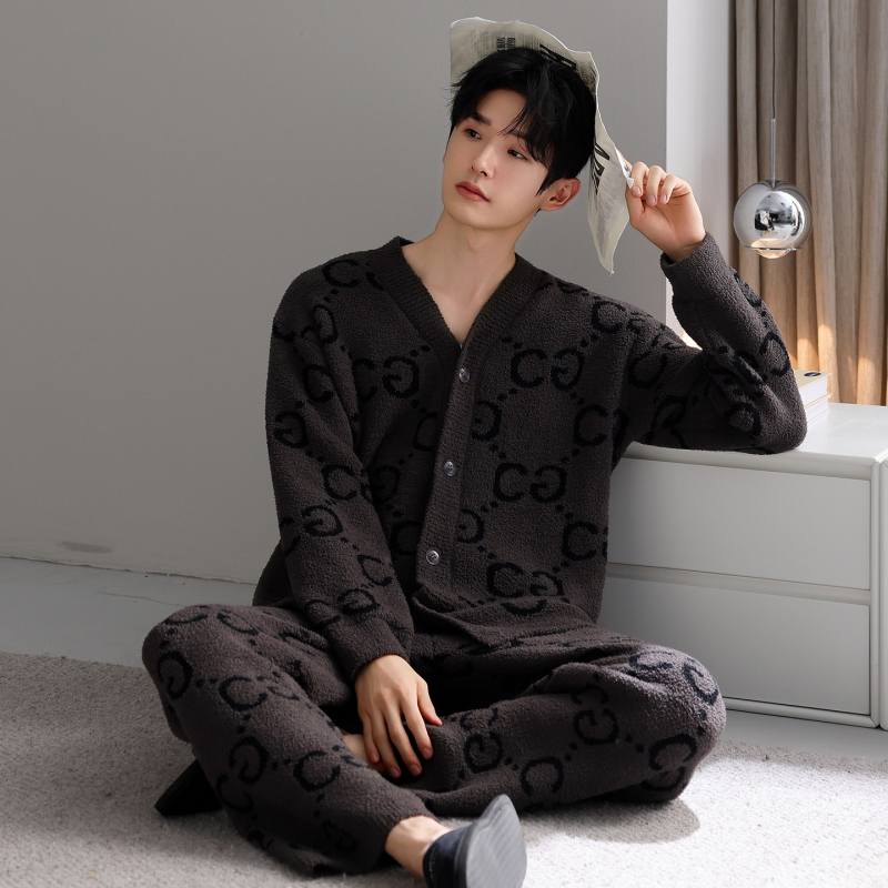 Set pijama bărbați, 100% poliester, cardigan cu decolteu în V + pantaloni, mâneci lungi, grosimea 251–300 g/m2, pentru toamnă-iarnă, purtare acasă