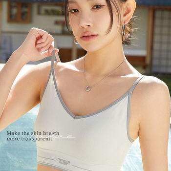 Nylonból készült varrat nélküli sportos top V-nyakú, vékony anyag 101–120 g/m², egész éves viselet