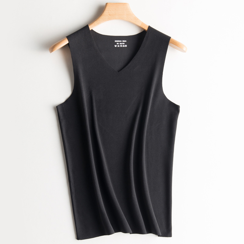 Vyrų be rankovių liemenė su V formos kaklu iš kationinio poliesterio audinio, tankus 251–300 g/m2, ruduo–žiema