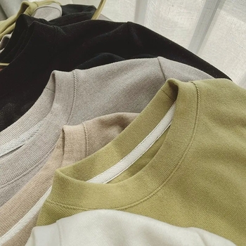 Divpusējs samts, silts garām piedurknēm T-krekls ar apaļu kakla izgriezumu, brīvā piegriezuma, dzīvnieku raksts