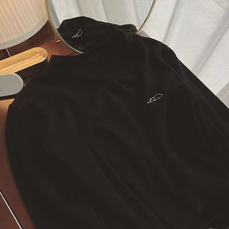 Divpusējs samts, silts garām piedurknēm T-krekls ar apaļu kakla izgriezumu, brīvā piegriezuma, dzīvnieku raksts