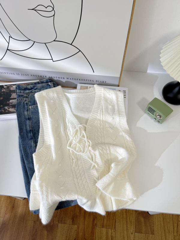 Moteriška be rankovių liemenė su V formos kaklu, trumpas kirpimas, poliesterio pluoštas su akrilo mišiniu, japonų/korejiečių laisvalaikio stilius