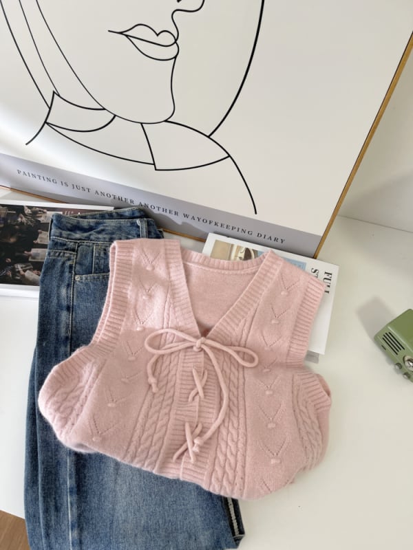 Moteriška be rankovių liemenė su V formos kaklu, trumpas kirpimas, poliesterio pluoštas su akrilo mišiniu, japonų/korejiečių laisvalaikio stilius