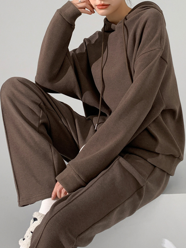 Σετ δύο τεμαχίων γυναικείο με φλις επένδυση: φούτερ με κουκούλα και παντελόνια φαρδιά, βισκόζη με πολυεστέρα, 90–95% βισκόζη, χειμώνας 2023, casual στυλ Ιαπωνο-Κορεατικό