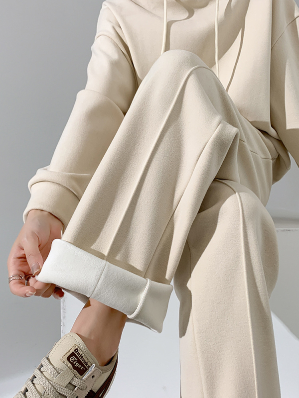 Σετ δύο τεμαχίων γυναικείο με φλις επένδυση: φούτερ με κουκούλα και παντελόνια φαρδιά, βισκόζη με πολυεστέρα, 90–95% βισκόζη, χειμώνας 2023, casual στυλ Ιαπωνο-Κορεατικό