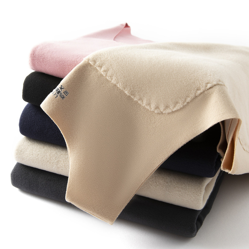 Bezšuvju termiska veste ar flīsu iekšējo oderi, dubultslāņu, V-veida kakla izgriezums, audums 201–250 g/m2, poliesters, unisex.