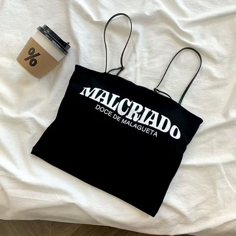 Ujjatlan felső mellkasbetéttel és betűs nyomott mintával, karcsú fazon, poliészter