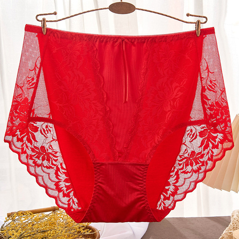 Plus dydžio moterų kelnaitės su nėrinių ir tinklo raštu, aukštu juosmeniu; medžiaga: nailonas; įdėklas: modal; 31-40D siūlų skaičius; plokščias pynimas