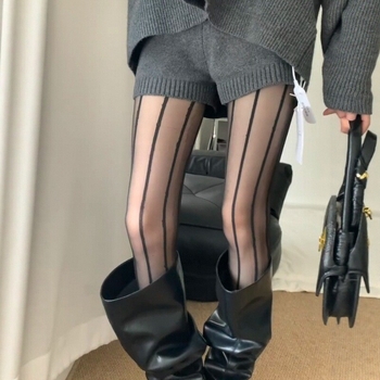 Conyet Matte vertikālās svītras zeķubikses, ultra-plānas 15D neilons, svītru raksts, ķermeņa formas veidošana, anti-sniegšana