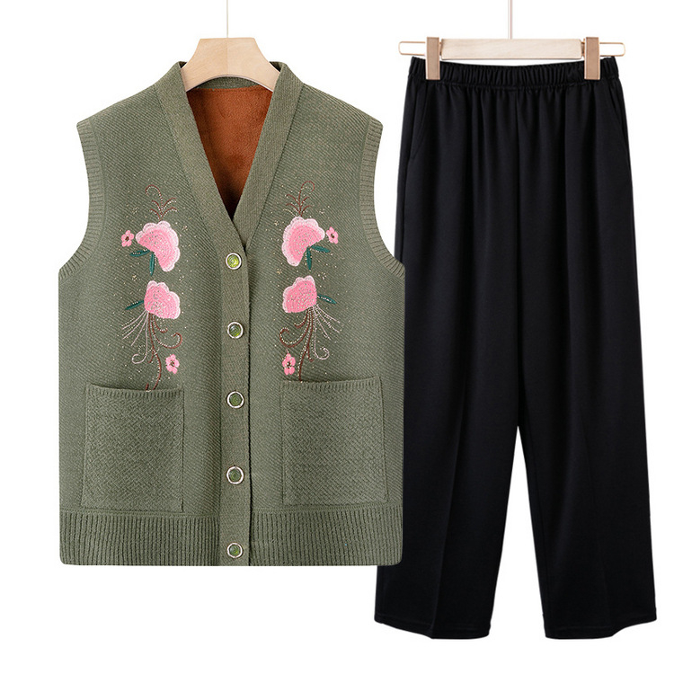 Moteriška liemenė su fliso pamušalu rudens–žiemos sezonui, augalų siuvinėjimo raštas, poliesterio audinys, įprastas ilgis 50–65 cm, kasdienio stiliaus