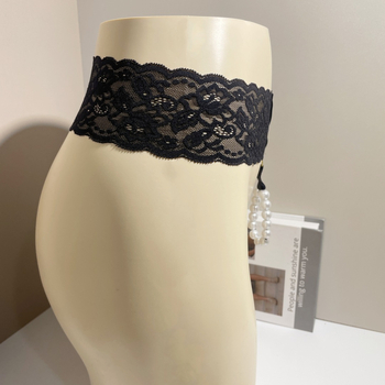 Vyriski atviri thong su nėriniu juosmeniu ir karolių grandinės žiedu | audinys: nailonas, pagrindinis turinys 80–90%