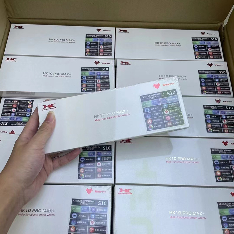 Смарт часовник с AMOLED дисплей, корпус от титанова сплав, NFC функция, безжично зареждане и мониторинг на съня