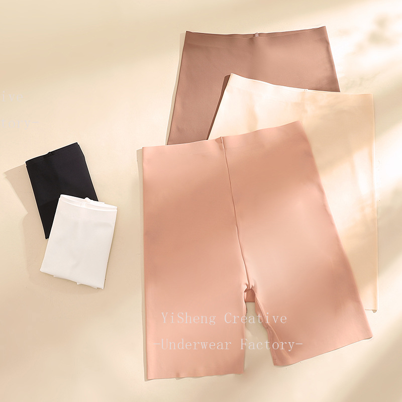 Moterų saugumo kelnaitės su aukštu juosmeniu, pakelia klubus ir pilvo kontrolei; pagrindinis audinys nailonas 85%, kirkšnies pamušalas 100% medvilnė