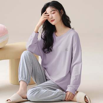 Nėščiajai namų drabužių komplektas su krūties pagalvėlėmis, puloveris su apvaliu kaklu ir ilgomis rankovėmis bei kelnėmis, combed cotton