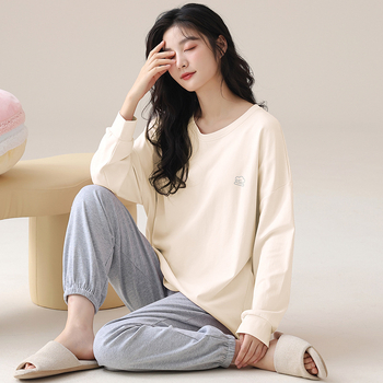 Nėščiajai namų drabužių komplektas su krūties pagalvėlėmis, puloveris su apvaliu kaklu ir ilgomis rankovėmis bei kelnėmis, combed cotton