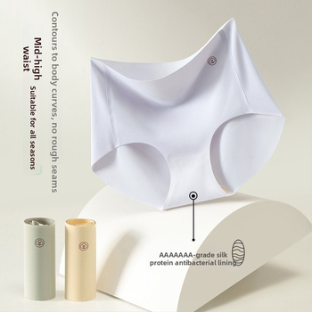 Moteriškos kelnaitės iš ice silk, antibakterinės, greitai džiūstančios, gaktos įdėklas iš medvilnės, pagrindinis audinys – nailonas