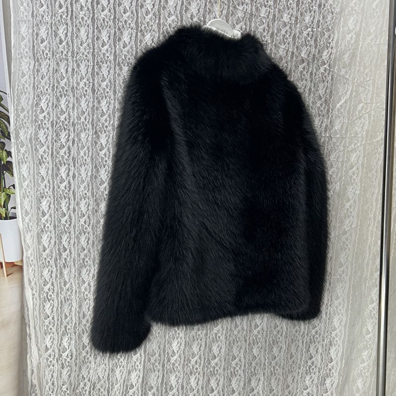 Ženska kožna jakna s lisicom krznom i integriranim umjetnim krznom, kratki kroj (Corduroy; glavni materijal: zec kožušina <30%; sekundarni materijal: Ostalo 50–70%)