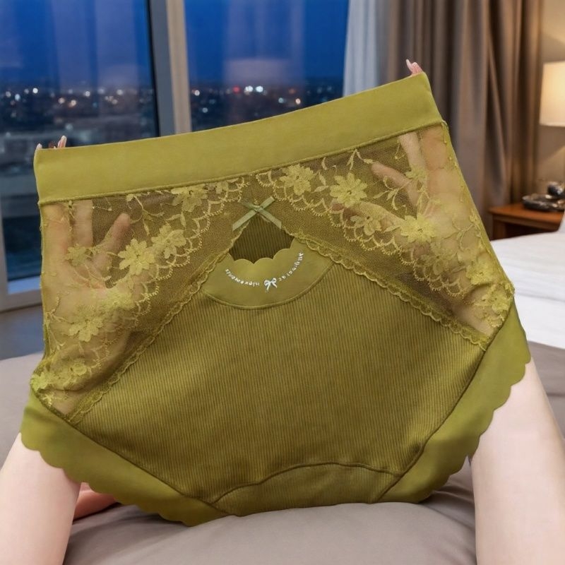 Moteriški medvilniniai kelnaitės su nėrinių įdėklu ir išpjovos dizainu, vidutinė juosmens linija, kvėpuojančios ir antibakterinės