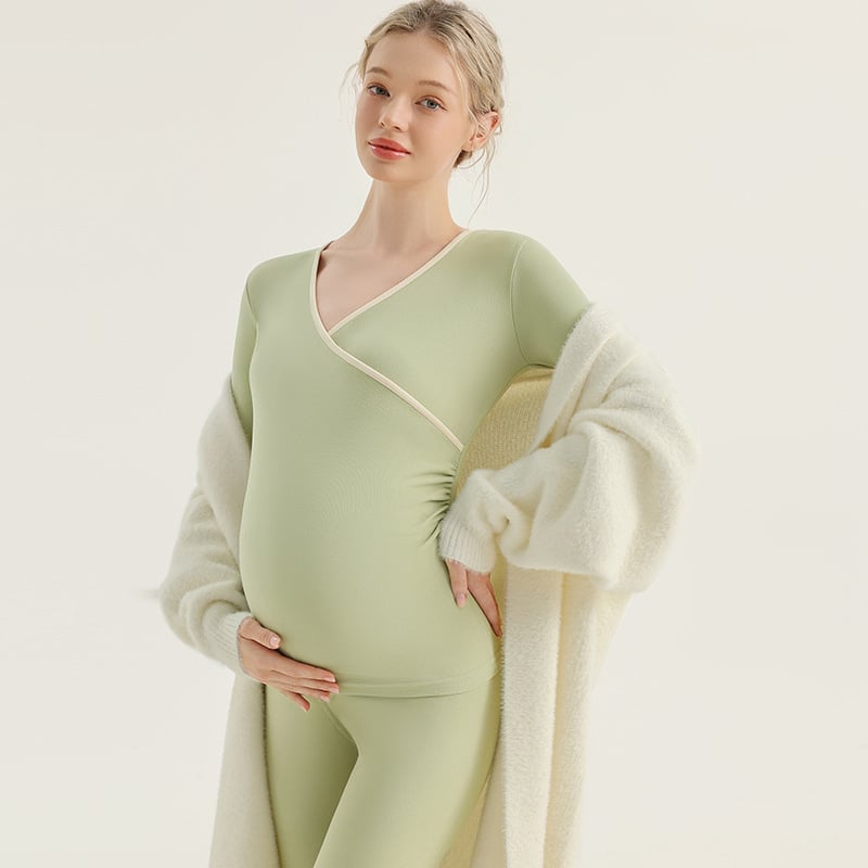 Σετ θερμικού ενδύματος μητρότητας για μετά τον τοκετό – πιτζάμες θηλάσματος, φθινοπωρινά/χειμωνιάτικα tops και παντελόνια, πολυεστέρα‑σπάντεξ ανάμιξη (90–95% πολυεστέρας, έως 30% σπάντεξ)