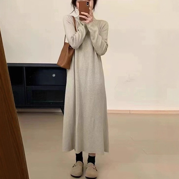 Πλεκτό φόρεμα με ημιυψηλό γιακά και κουκούλα, ζεστό και άνετο, μακρύ, φαρδιά γραμμή