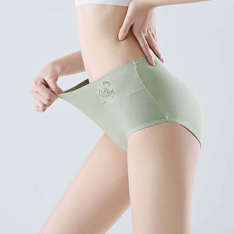 Moteriškos medvilninės apatininės kelnaitės, antibakterinės ir kvėpuojančios, vidutinės talijos, vienspalvis raštas, pagrindinis audinys 95% medvilnė, tarpkojo pamušalas 100% medvilnė