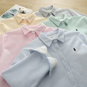 Marškiniai su dryžuotu raštu, Oxford audinys, literatūrinis retro stilius, siuvinėjimas, polo apykaklė