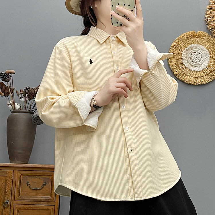 Marškiniai su dryžuotu raštu, Oxford audinys, literatūrinis retro stilius, siuvinėjimas, polo apykaklė