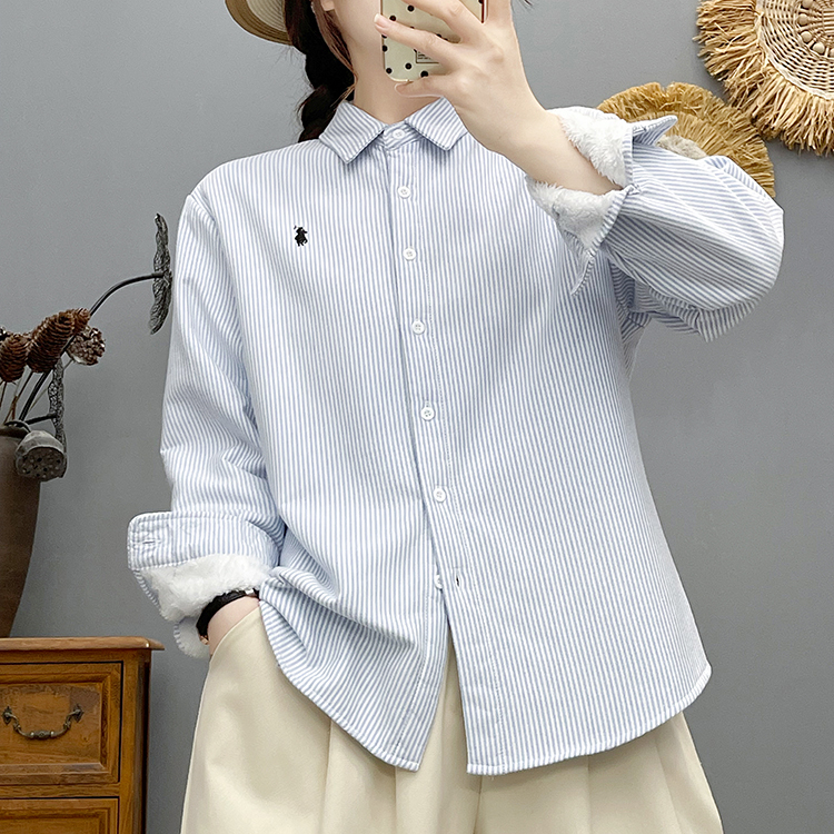 Marškiniai su dryžuotu raštu, Oxford audinys, literatūrinis retro stilius, siuvinėjimas, polo apykaklė