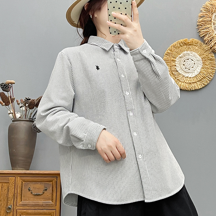 Marškiniai su dryžuotu raštu, Oxford audinys, literatūrinis retro stilius, siuvinėjimas, polo apykaklė