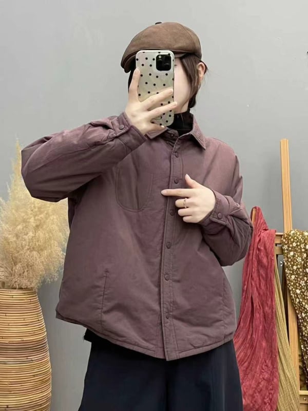 Dygsniuoti medvilniniai marškiniai — vienos spalvos, ilgos rankovės, apykaklė su klopė, laisvas kirpimas, užsegimas sagomis, žiema 2025