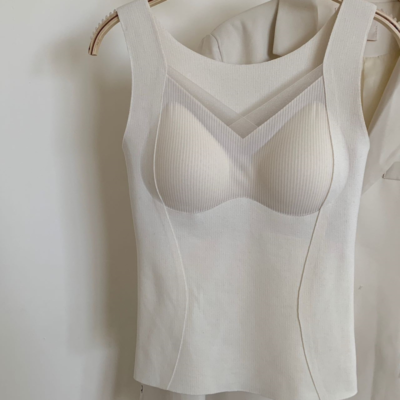 Női termális mellény beépített melltartó-csészével és mellkas párnázattal; nejlon anyag; meleg; V-nyakú; vastag egyrétegű