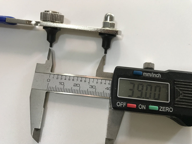 Εργαλείο ανοίγματος ρολογιών με δύο δαγκάνες και διπλό πινίο για αφαίρεση του πίσω καλύμματος και αντικατάσταση μπαταρίας, Καλοκαίρι 2021, όχι εισαγόμενο