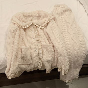 Set de pijamale din catifea coral cu căptușeală de fleece, guler tip lapel, mâneci lungi, pantaloni – stil minimalist pentru casă