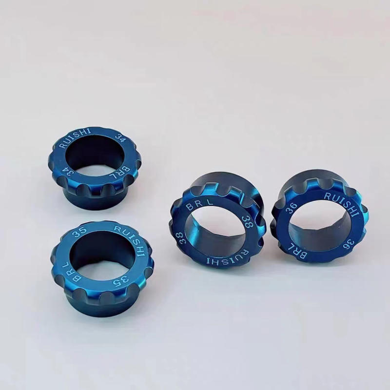 Laikrodžio nugarinio dangtelio atidarytuvas — metalinis, poligoninės išardymo/surinkimo dizainas, 1 rinkinys, laikrodžių remontui, grynoji masė 0.4