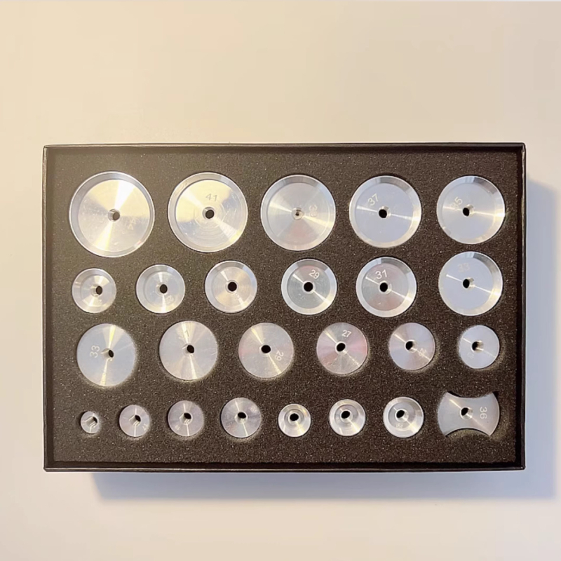 Laikrodžių remontui skirtas komplektas su aliuminio lydinio forma, 1 rinkinys, nacionalinės sistemos formatas, namų naudojimui