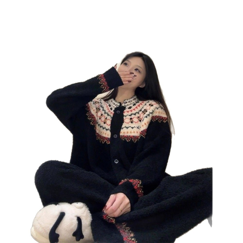 Dviejų dalių pižama iš pusvelūro, kardigano stiliaus, stora ir šilta žiemai 2025 (V formos kaklas, ilgos rankovės)