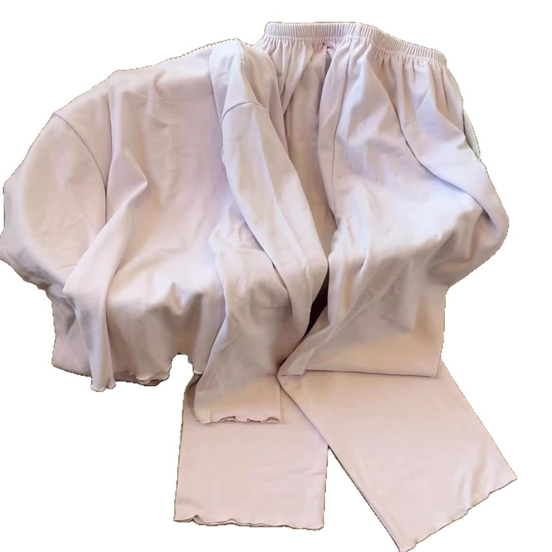 Moterų Derong velūrinis pižamų komplektas su V kaklu, ilgomis rankovėmis, šiltas iš poliesterio 95–100%, namų dėvėjimui