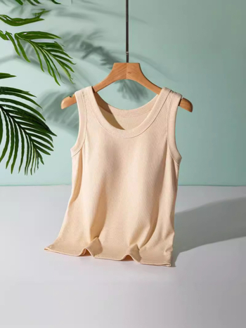 Ženski ribasti top bez rukava s umetkom za prsa, jednobojni pleteni top, pamuk 90–95% + spandeks 0–30%, duljina 50–65 cm